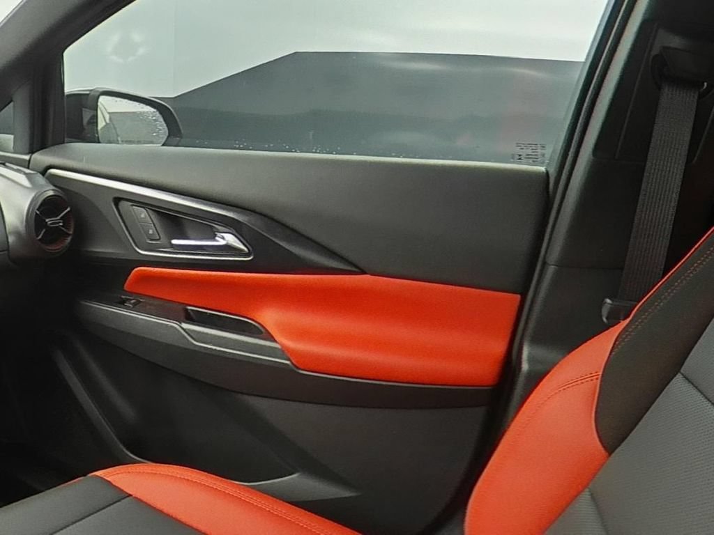Certified 2026 Chevrolet Equinox EV RS w/ LPO, All-Weather Mat Package FWD image 9