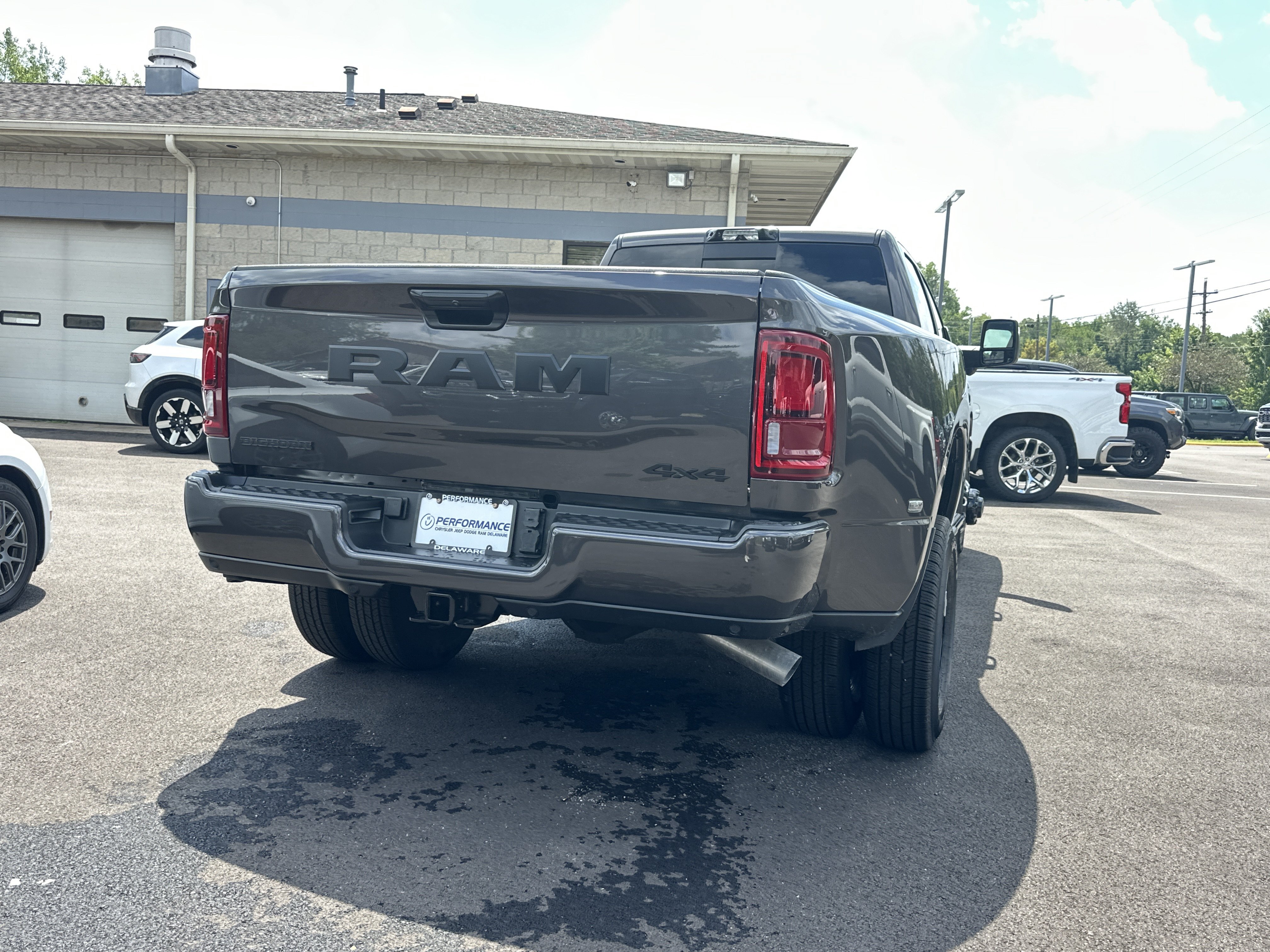 New 2026 RAM 3500 Big Horn AWD/4WD image 17