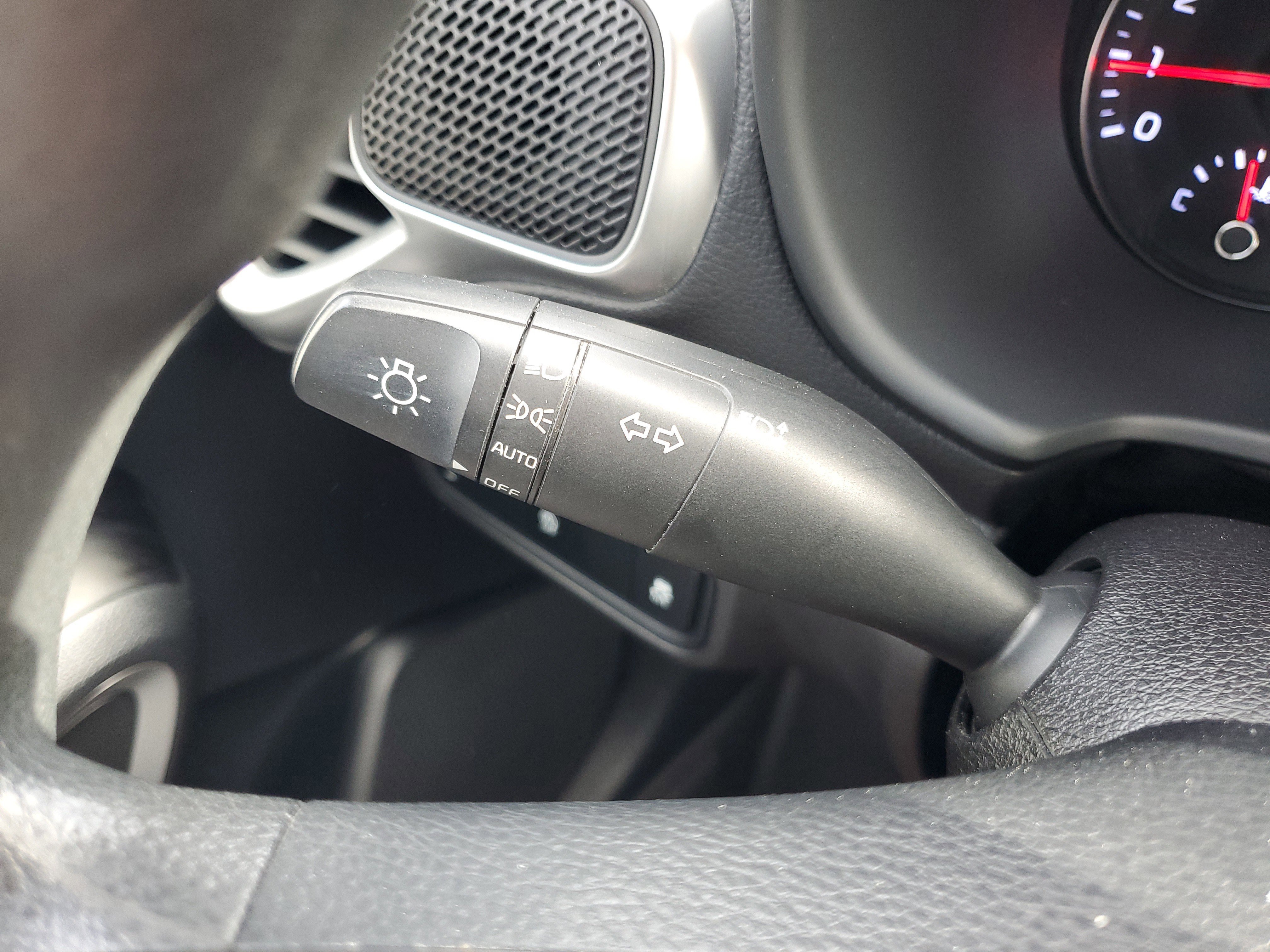 Certified 2022 Kia Soul LX image 27