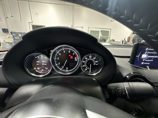 New 2026 MAZDA MX-5 Miata Club w/ Weather Package RWD image 14