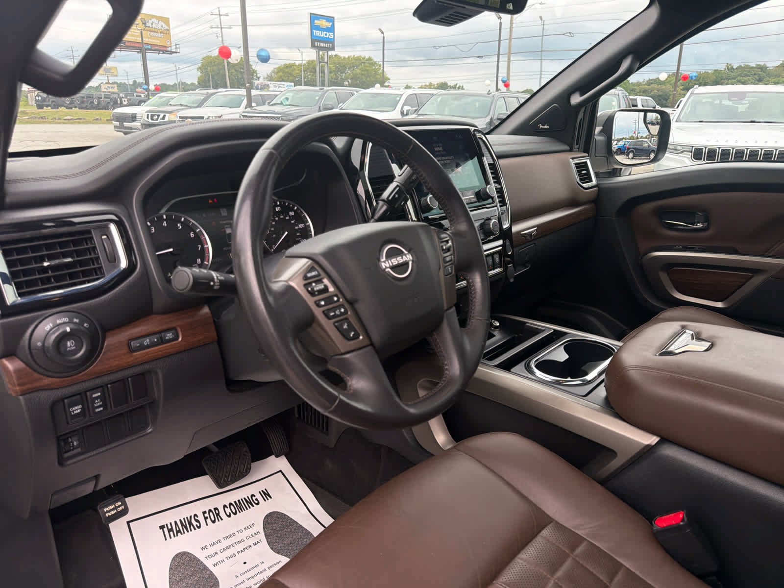 Used 2024 Nissan Titan Platinum Reserve w/ Moonroof Package AWD/4WD image 15