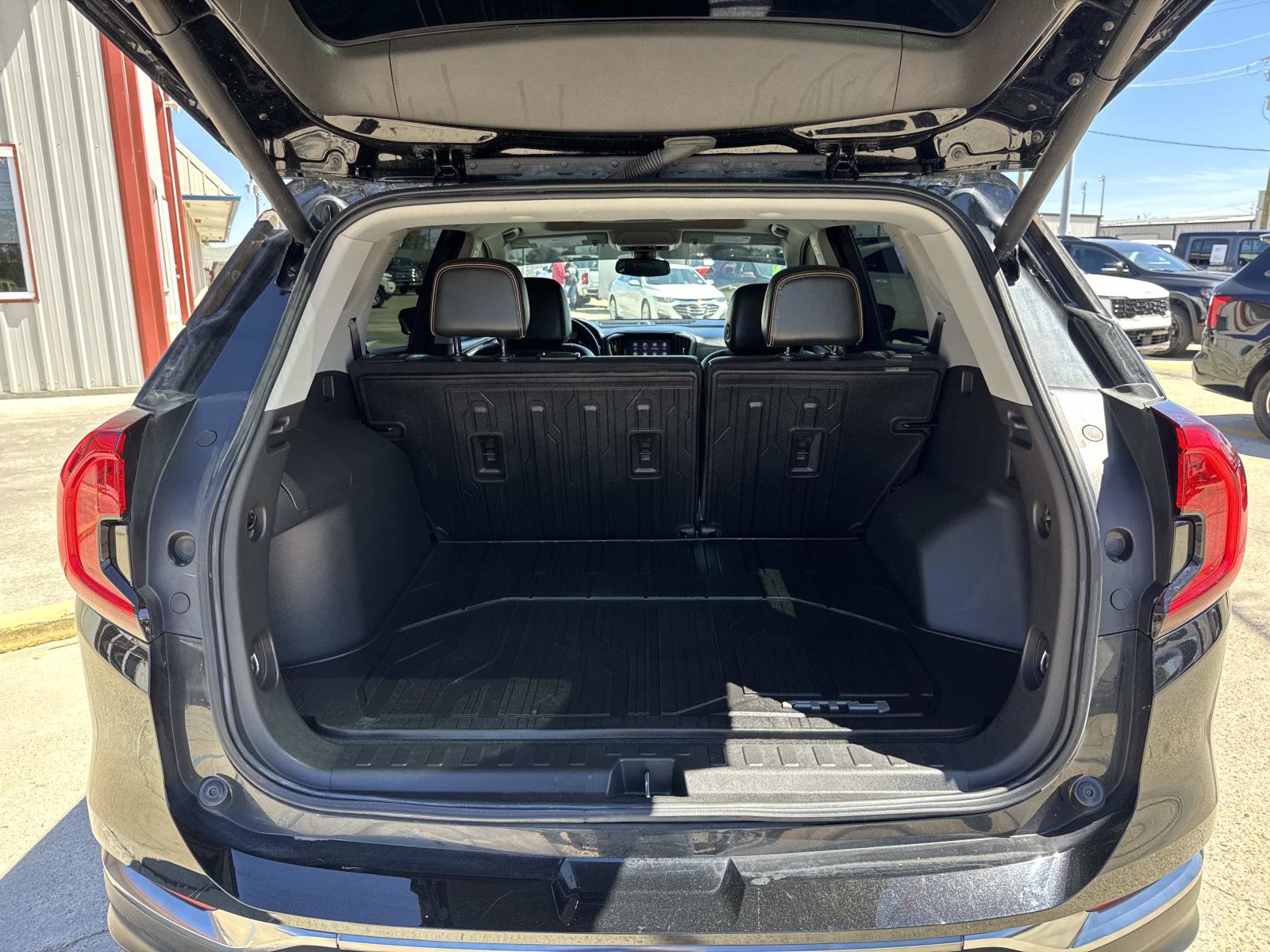 Used 2022 GMC Terrain AT4 w/ LPO, Floor Liner Package image 8