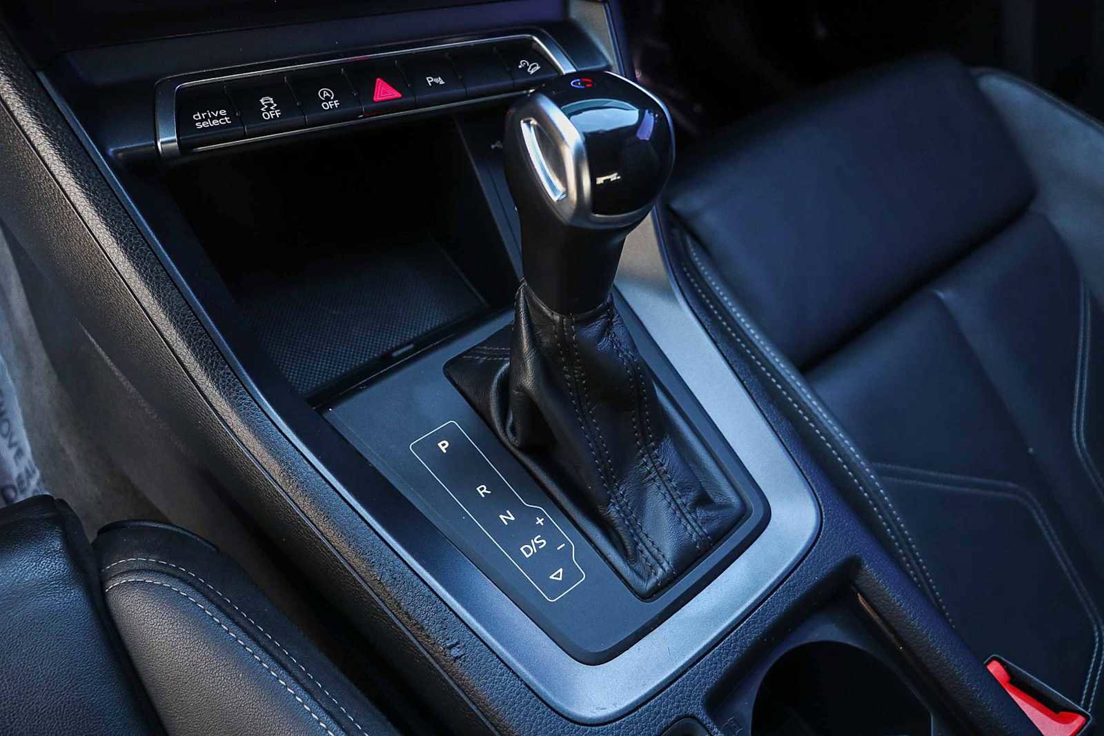 Used 2021 Audi Q3 2.0T Premium w/ Convenience Package image 26