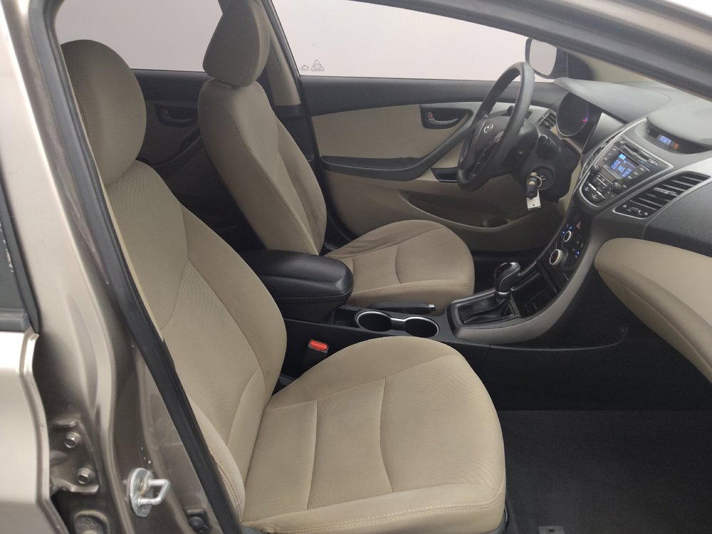 Used 2016 Hyundai Elantra SE FWD image 21