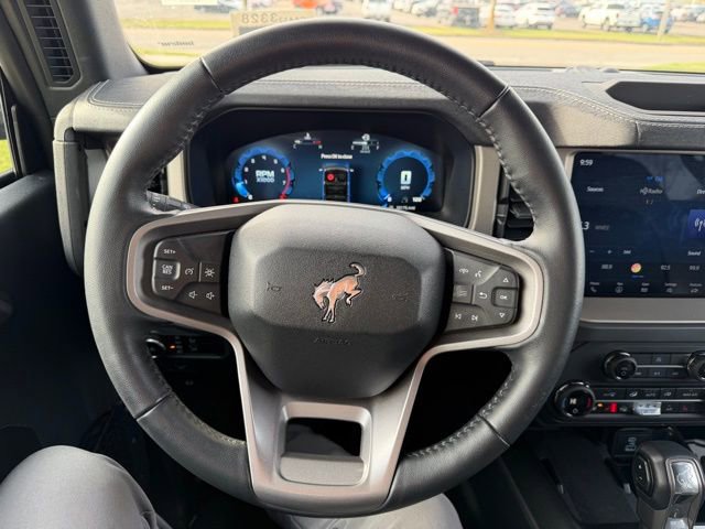 Used 2025 Ford Bronco Outer Banks image 19