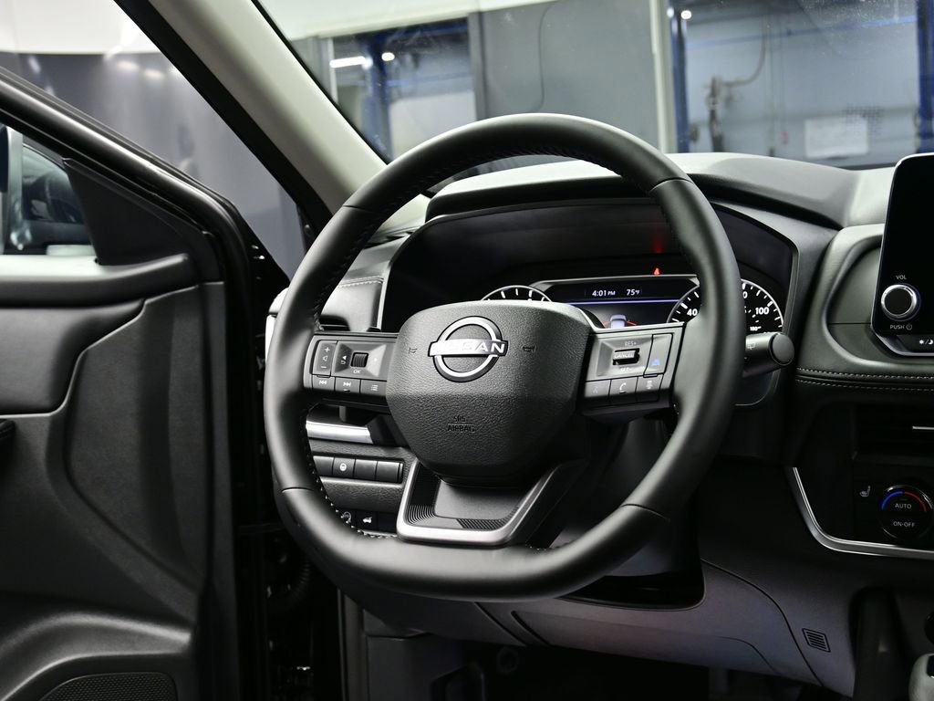 New 2026 Nissan Rogue SV image 4