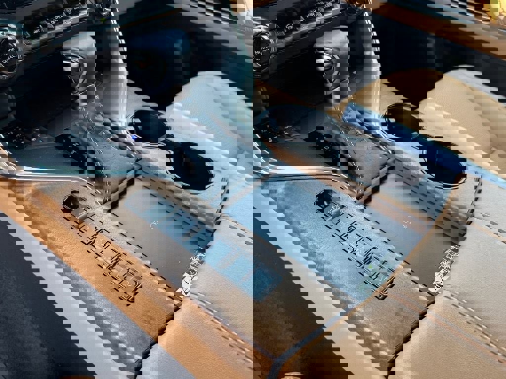 Used 2023 Lexus LX 600 4WD w/ Accessory Package (Z1) image 18