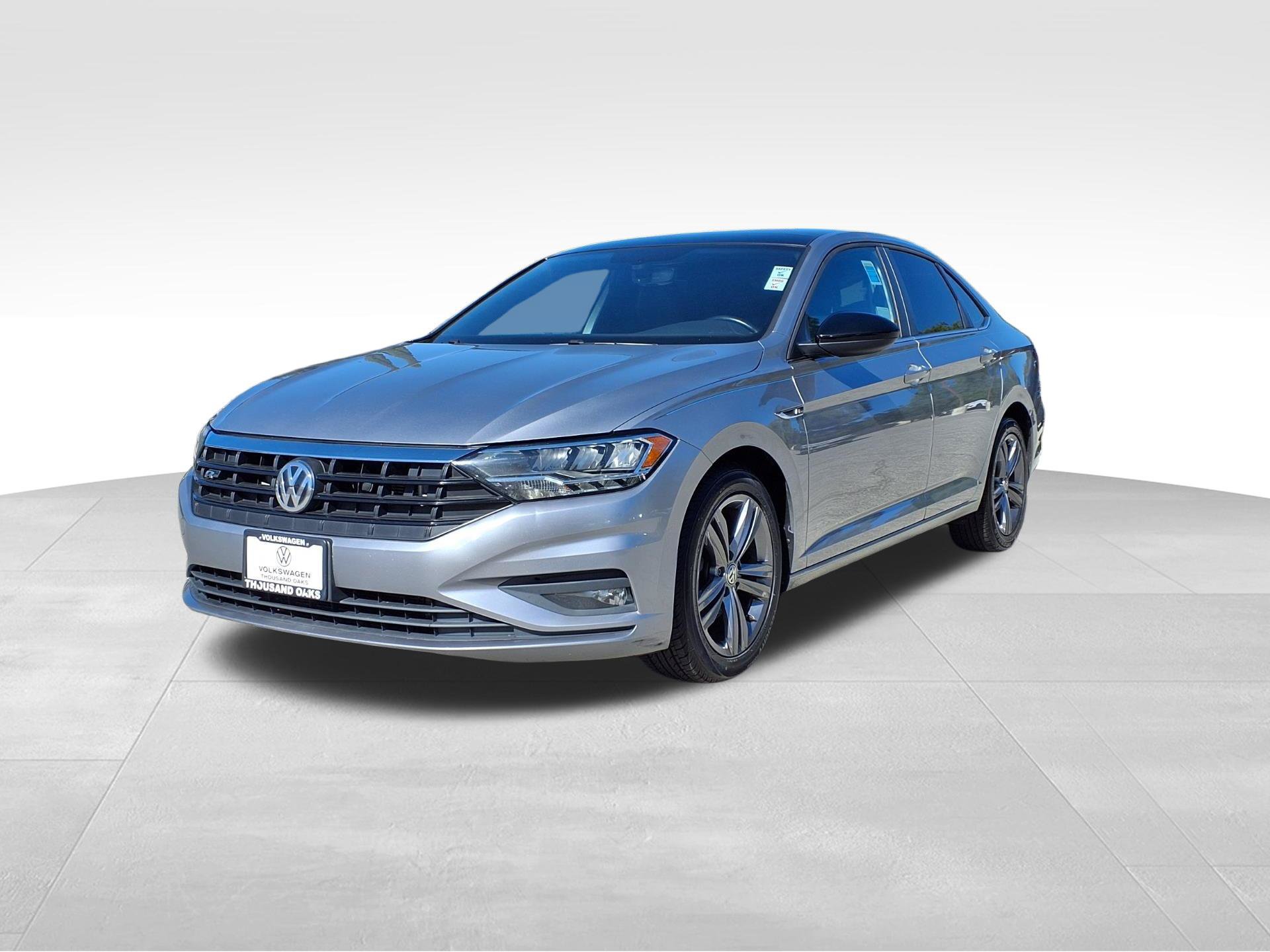 Used 2020 Volkswagen Jetta R-Line w/ R-Line Cold Weather Package FWD image 1