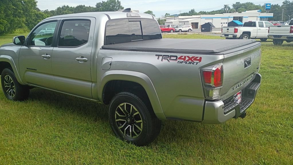 Used 2023 Toyota Tacoma TRD Sport w/ Advanced Technology Package AWD/4WD image 5
