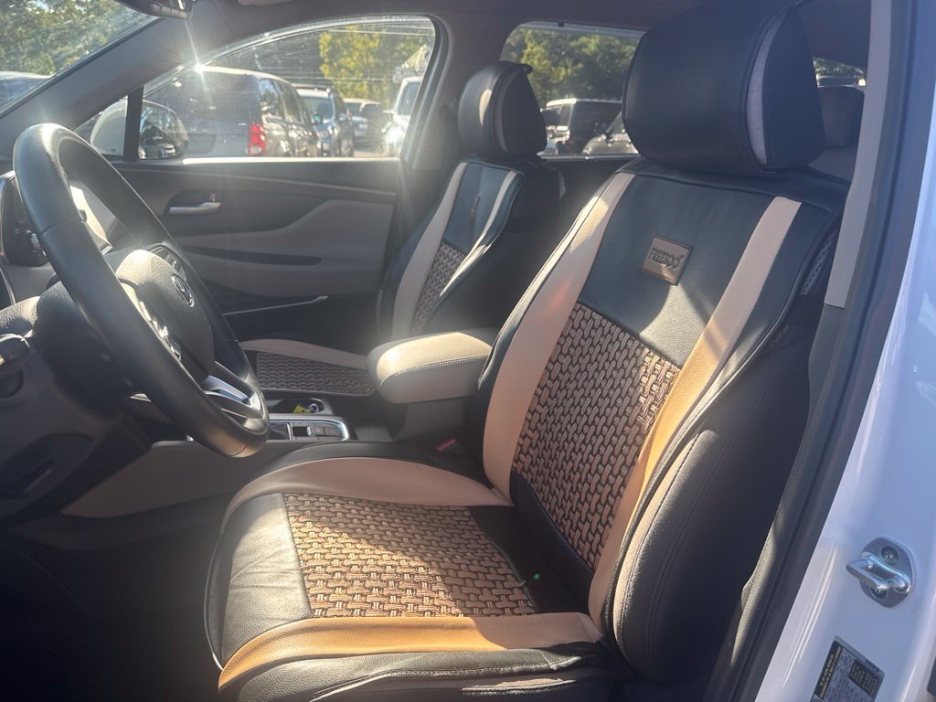 Used 2019 Hyundai Santa Fe SEL FWD image 9