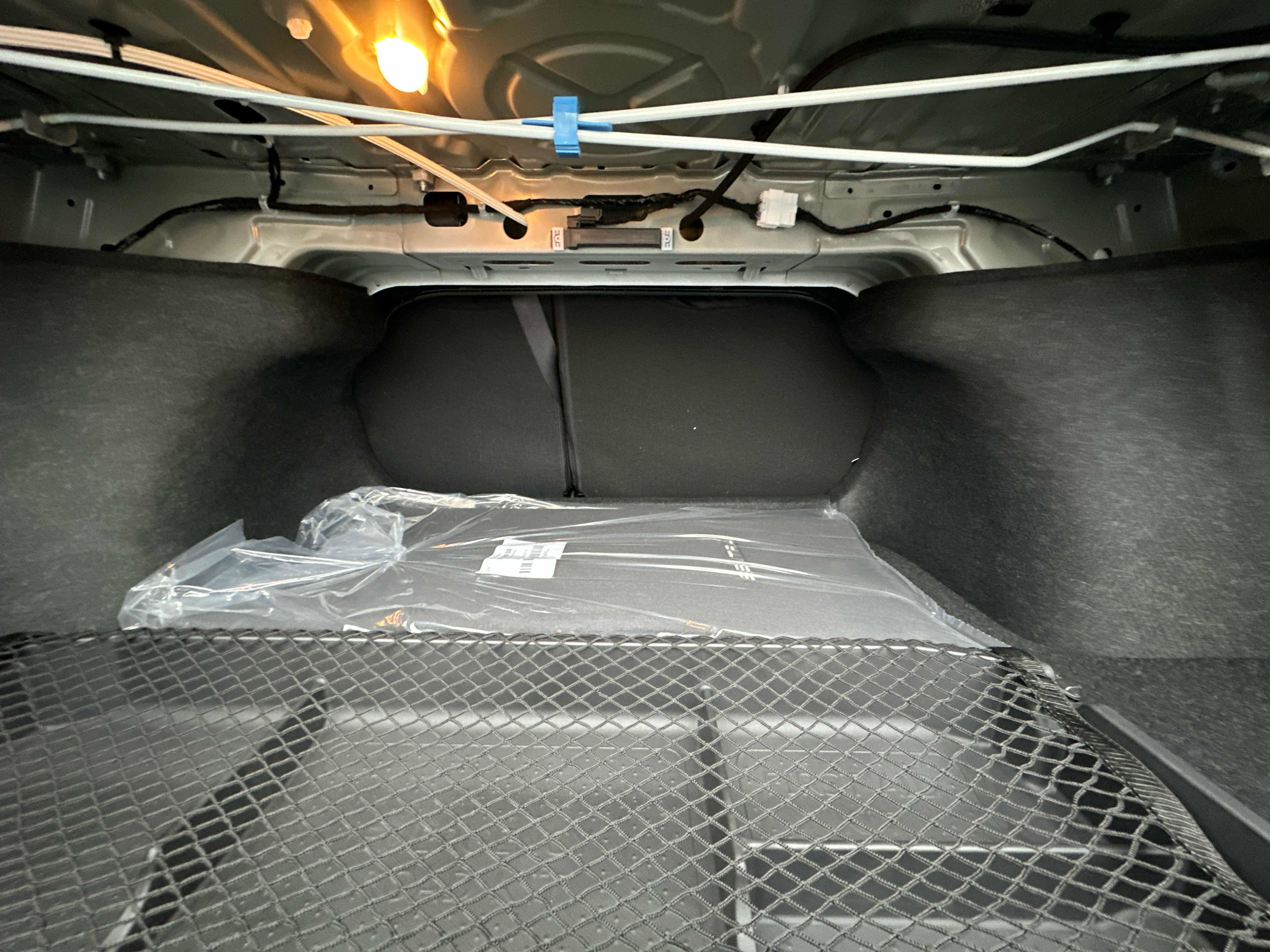 New 2026 Nissan Sentra SR w/ Floor Mat Package FWD image 16