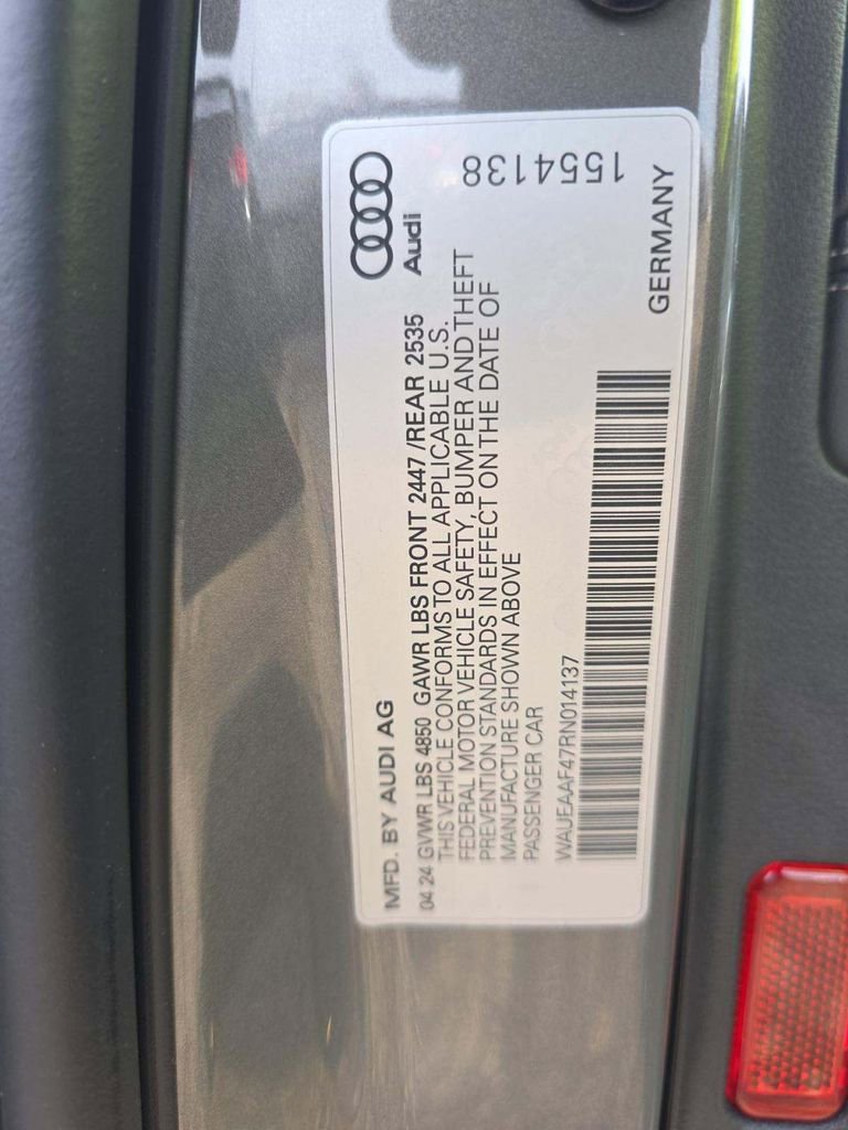 Used 2024 Audi A4 2.0T Premium Plus image 6