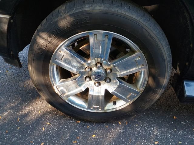 Used 2010 Ford Expedition Limited AWD/4WD image 9