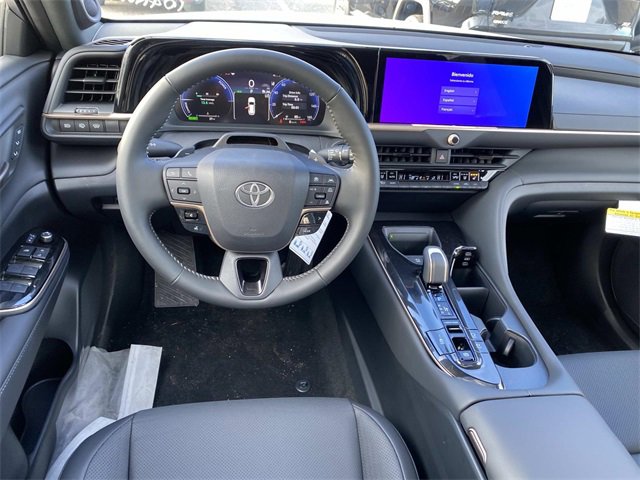 New 2025 Toyota Crown Signia image 9