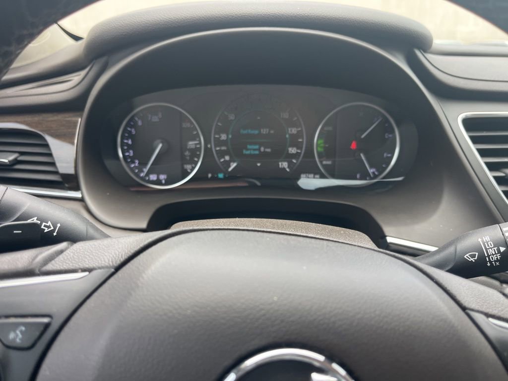 Used 2018 Buick LaCrosse Essence w/ Sun and Shade Package image 17