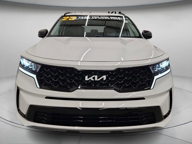 Used 2023 Kia Sorento S image 5
