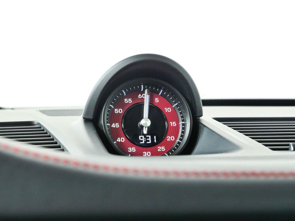 Certified 2026 Porsche 911 Targa 4 GTS AWD/4WD image 18