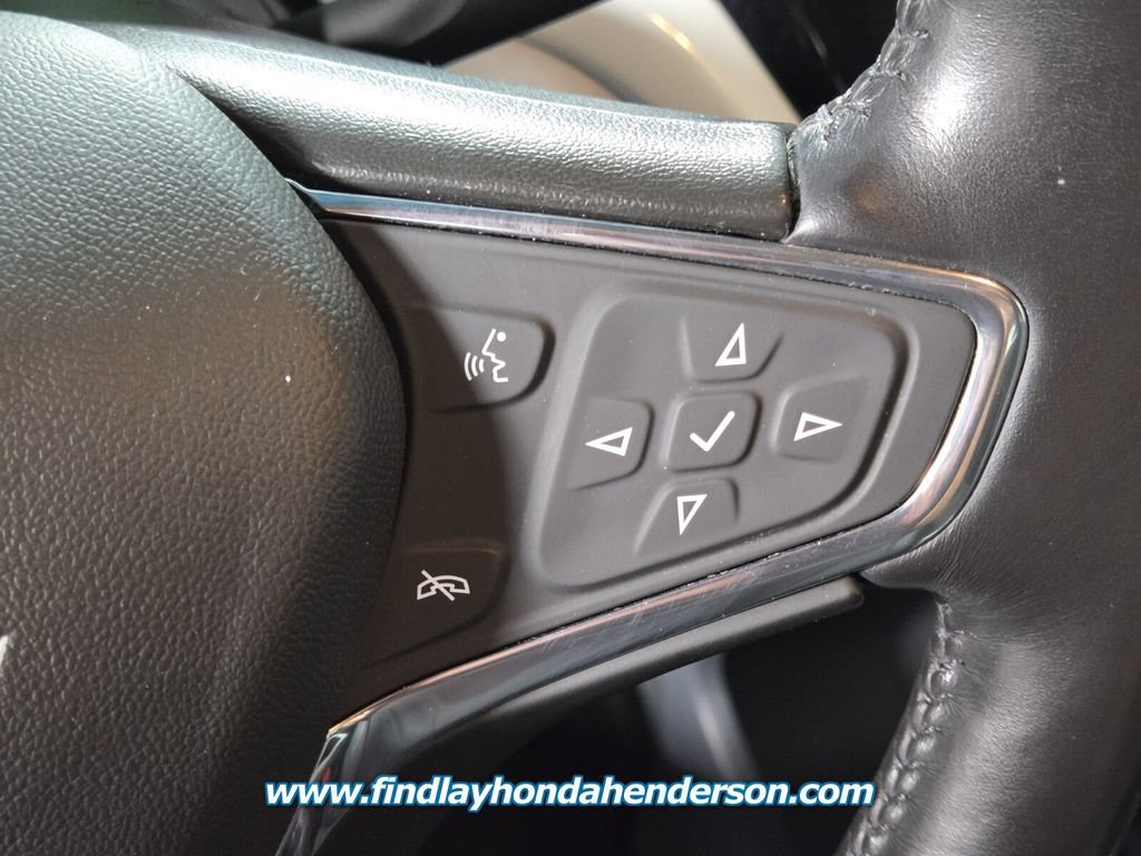 Used 2020 Chevrolet Bolt Premier w/ Infotainment Package FWD image 25