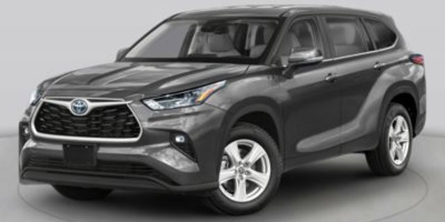 New 2026 Toyota Highlander Platinum image 1