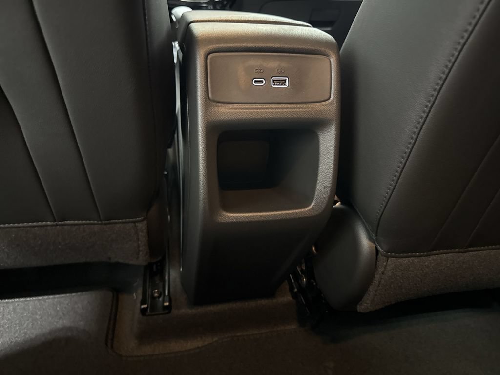 New 2026 Chevrolet Trax LT w/ Midnight Edition FWD image 22