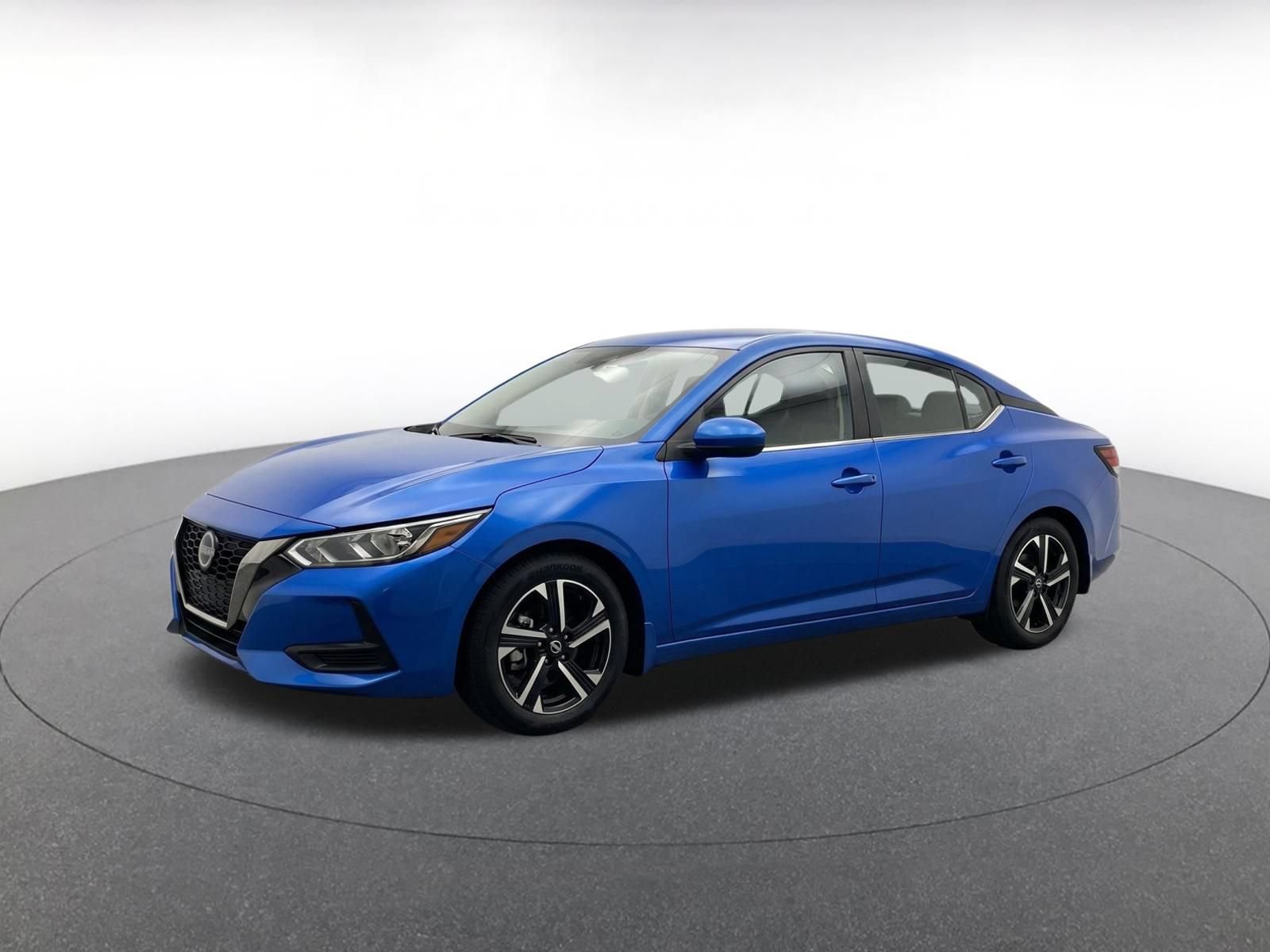 Used 2025 Nissan Sentra SV FWD image 3