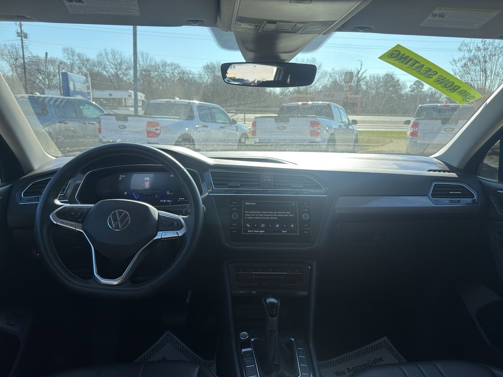 Used 2024 Volkswagen Tiguan SE image 23