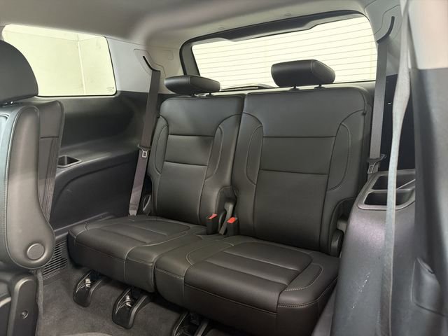 Certified 2023 GMC Acadia SLT image 18