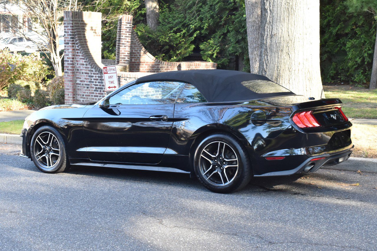 Used 2019 Ford Mustang Premium image 20