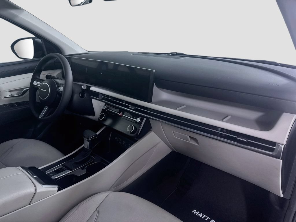 Used 2025 Hyundai Tucson SEL FWD image 30