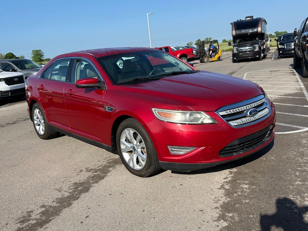 Used 2011 Ford Taurus SEL w/ 201A Rapid Spec Order Code image 2