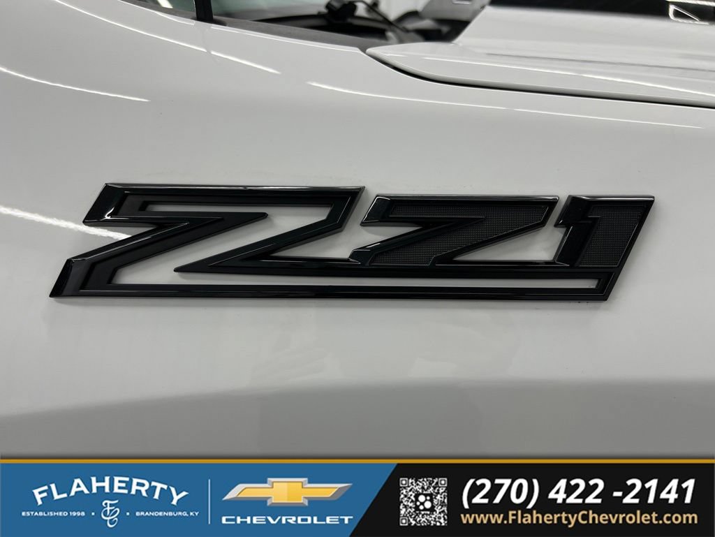 Used 2024 Chevrolet Silverado 1500 LT Trail Boss w/ LT Trail Boss Premium Package AWD/4WD image 19