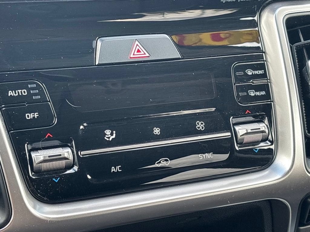 Certified 2022 Kia Sorento S AWD/4WD image 26