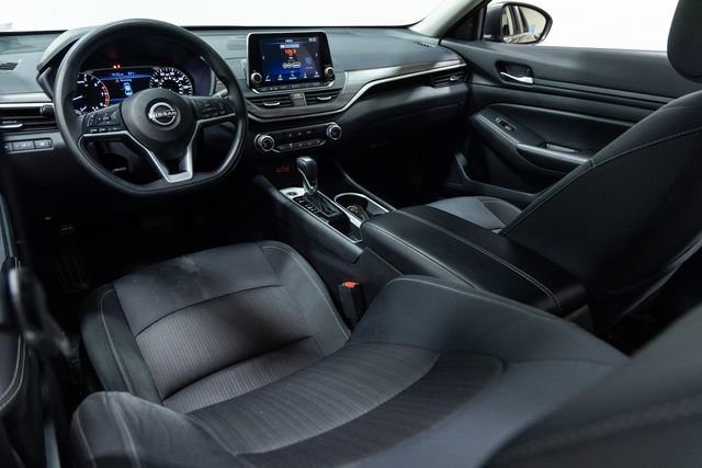 Used 2024 Nissan Altima 2.5 SV image 20