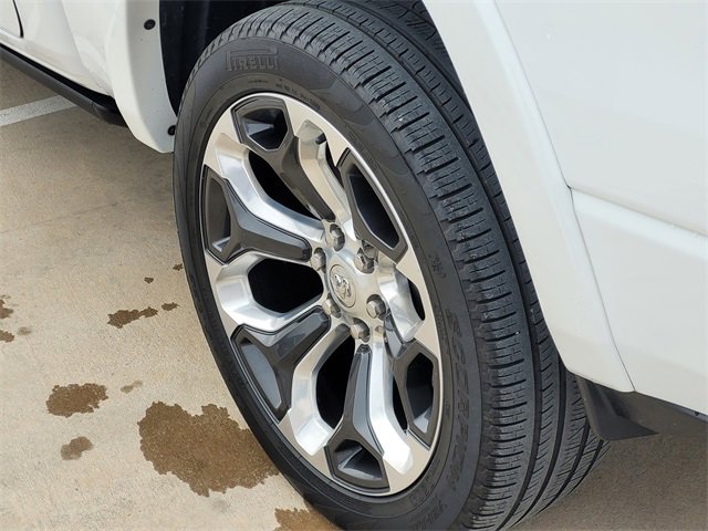 Used 2024 RAM 1500 Limited image 7