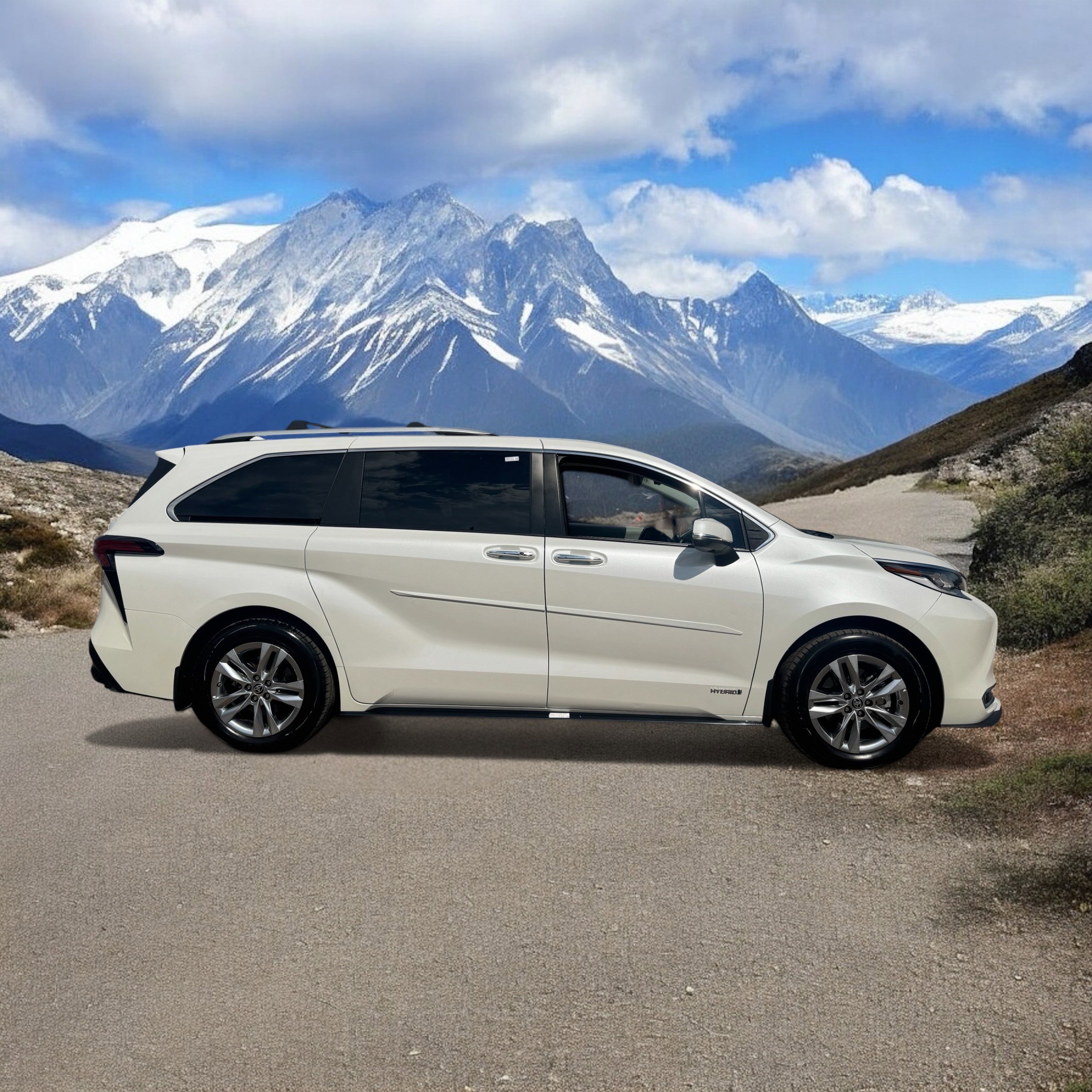 Certified 2021 Toyota Sienna Limited image 6