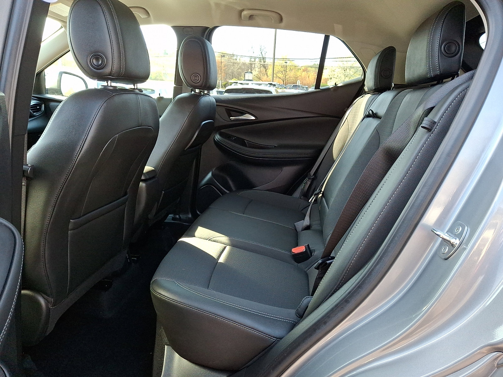Used 2023 Buick Encore GX Select w/ Sport Touring Package FWD image 10