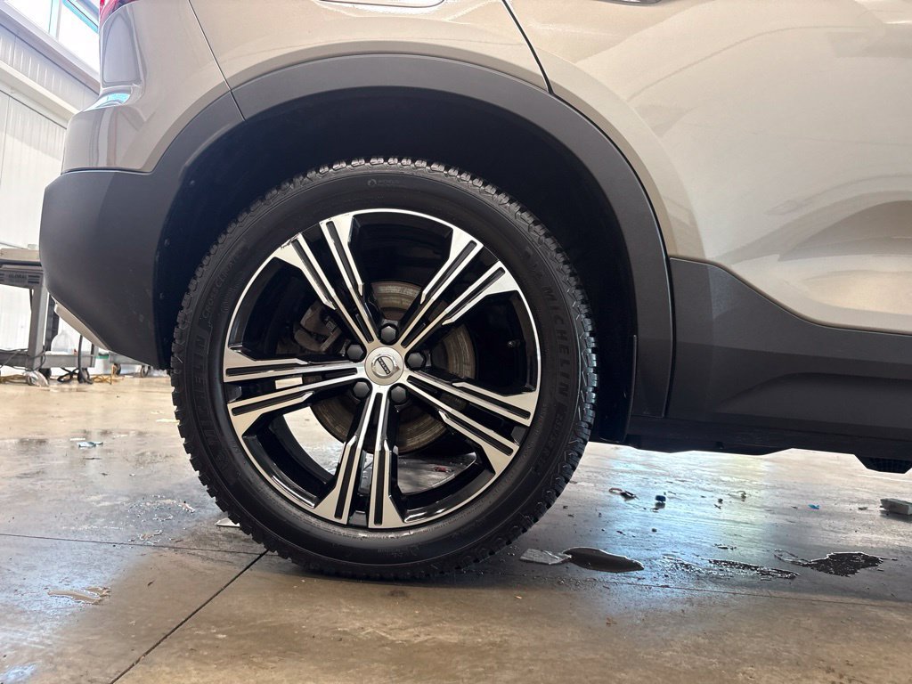 Used 2021 Volvo XC40 T5 Inscription AWD/4WD image 23