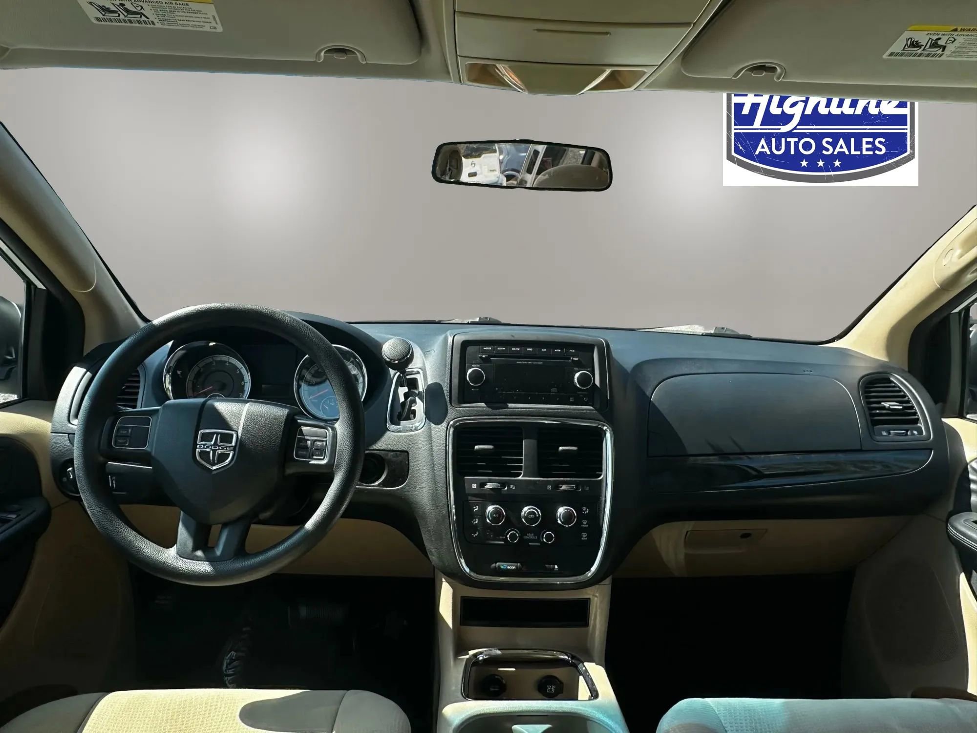 Used 2014 Dodge Grand Caravan SXT FWD image 22