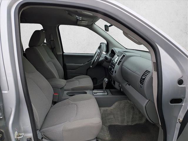 Used 2018 Nissan Frontier SV image 19