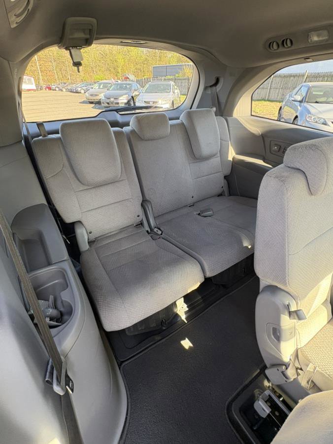 Used 2016 Honda Odyssey SE image 17