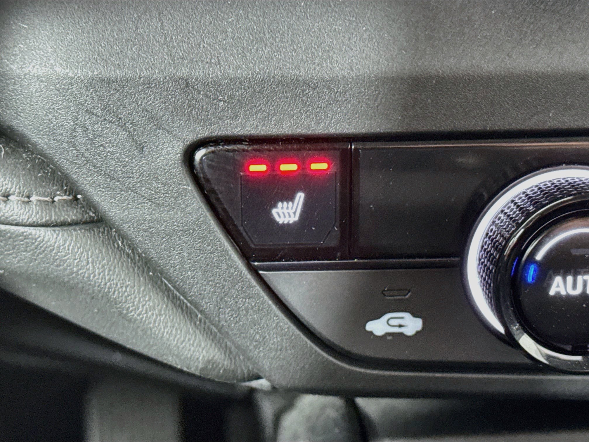 Certified 2023 Honda Accord EX image 19