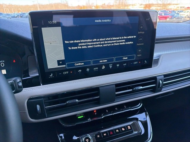 New 2026 Lincoln Corsair Premiere image 11