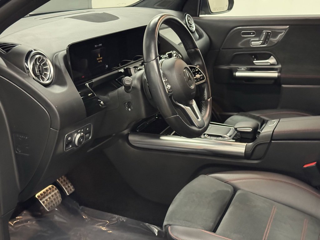 Used 2023 Mercedes-Benz GLA 250 4MATIC image 28