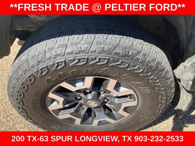 Used 2023 Toyota Tacoma TRD Off-Road image 5