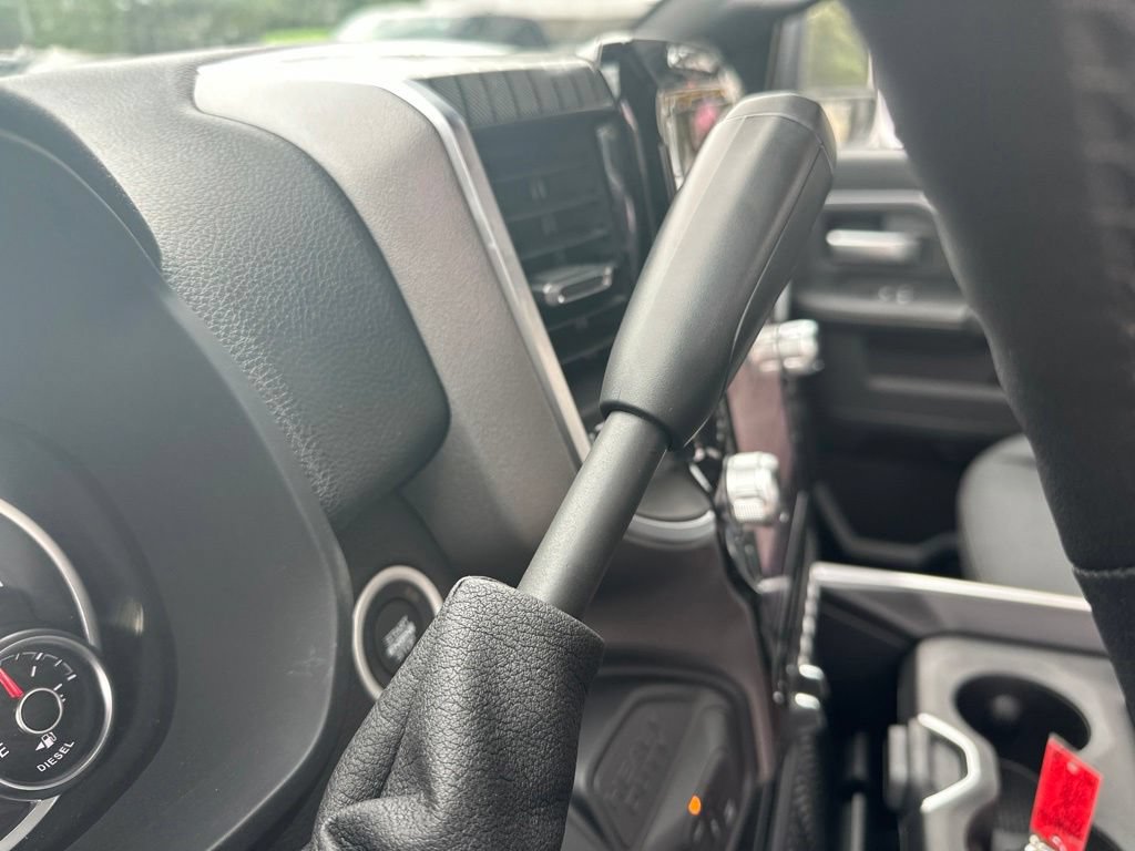 New 2026 RAM 3500 Big Horn AWD/4WD image 25