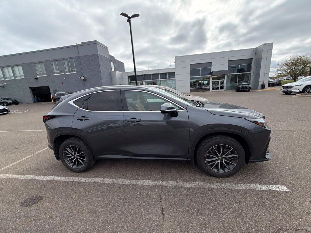 Used 2023 Lexus NX 350 AWD image 13