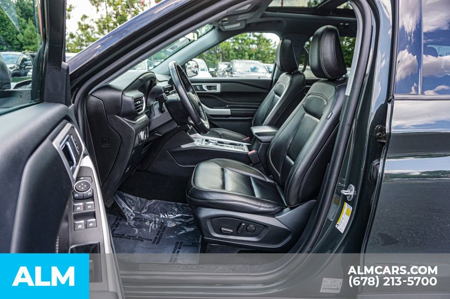 Used 2022 Ford Explorer XLT w/ Equipment Group 202A image 19