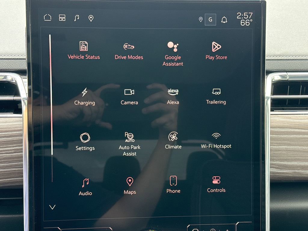 New 2025 GMC Sierra EV Denali image 25