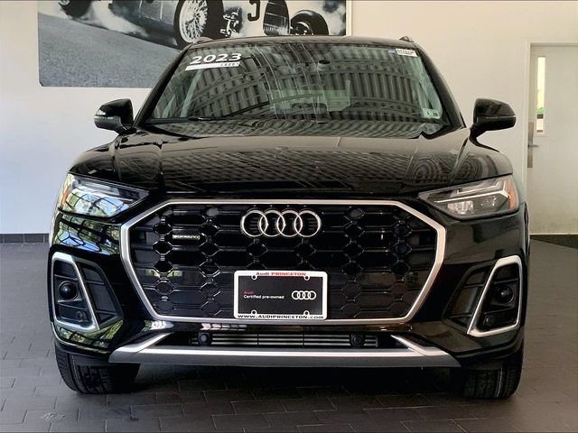 Used 2023 Audi Q5 2.0T Premium w/ Convenience Package AWD/4WD image 8
