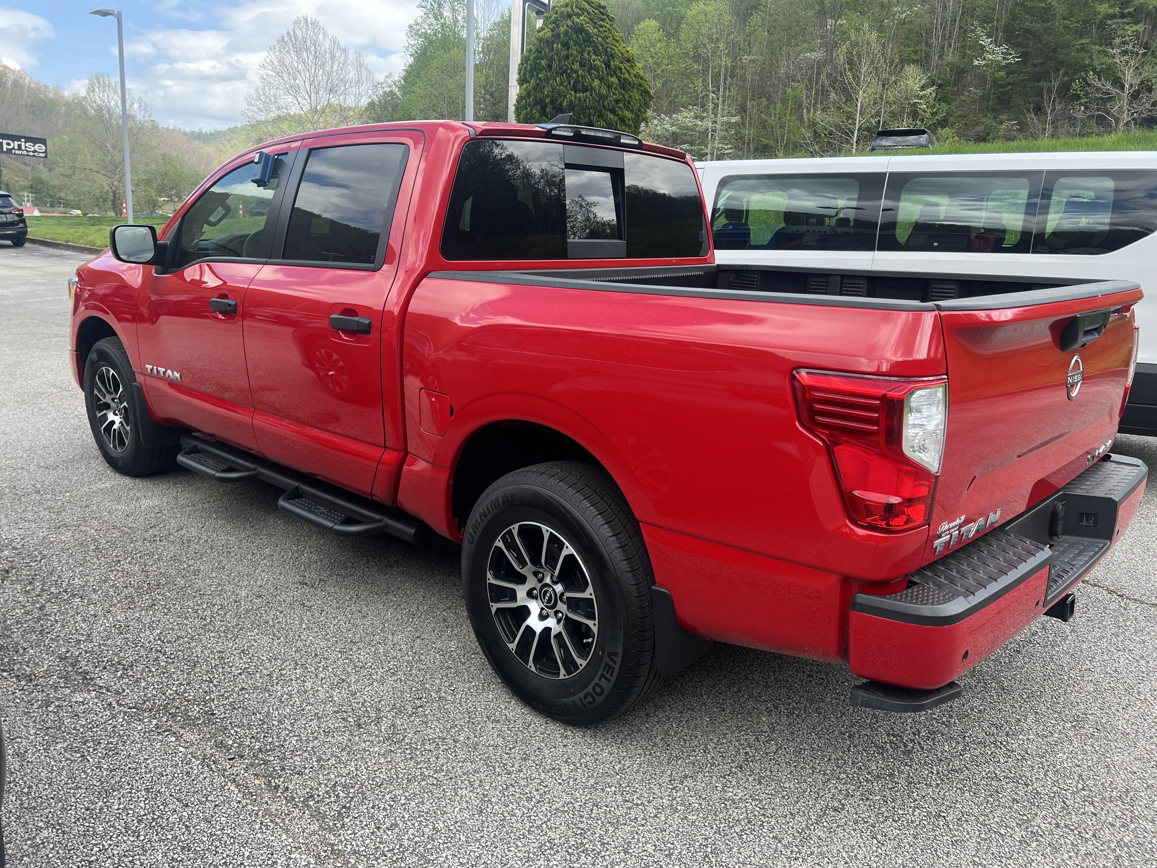 Used 2024 Nissan Titan SV w/ Accessory Utility Package AWD/4WD image 5